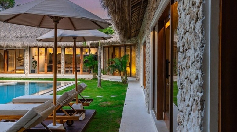 Liburan ke Luar Negeri Mulai Ditinggalkan: Fenomena 'Staycation Deep' 2026, Saat Generasi Muda Lebih Pilih Menyewa Desa daripada Menginap di Hotel Bintang 5